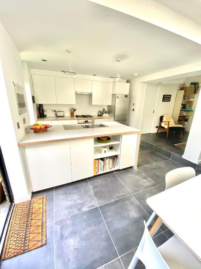 Stunning With Garden In The Heart Of Hackney, East Appartamento *